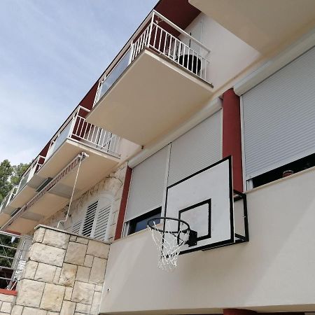 Apartment And Rooms Franka Zaboric Εξωτερικό φωτογραφία