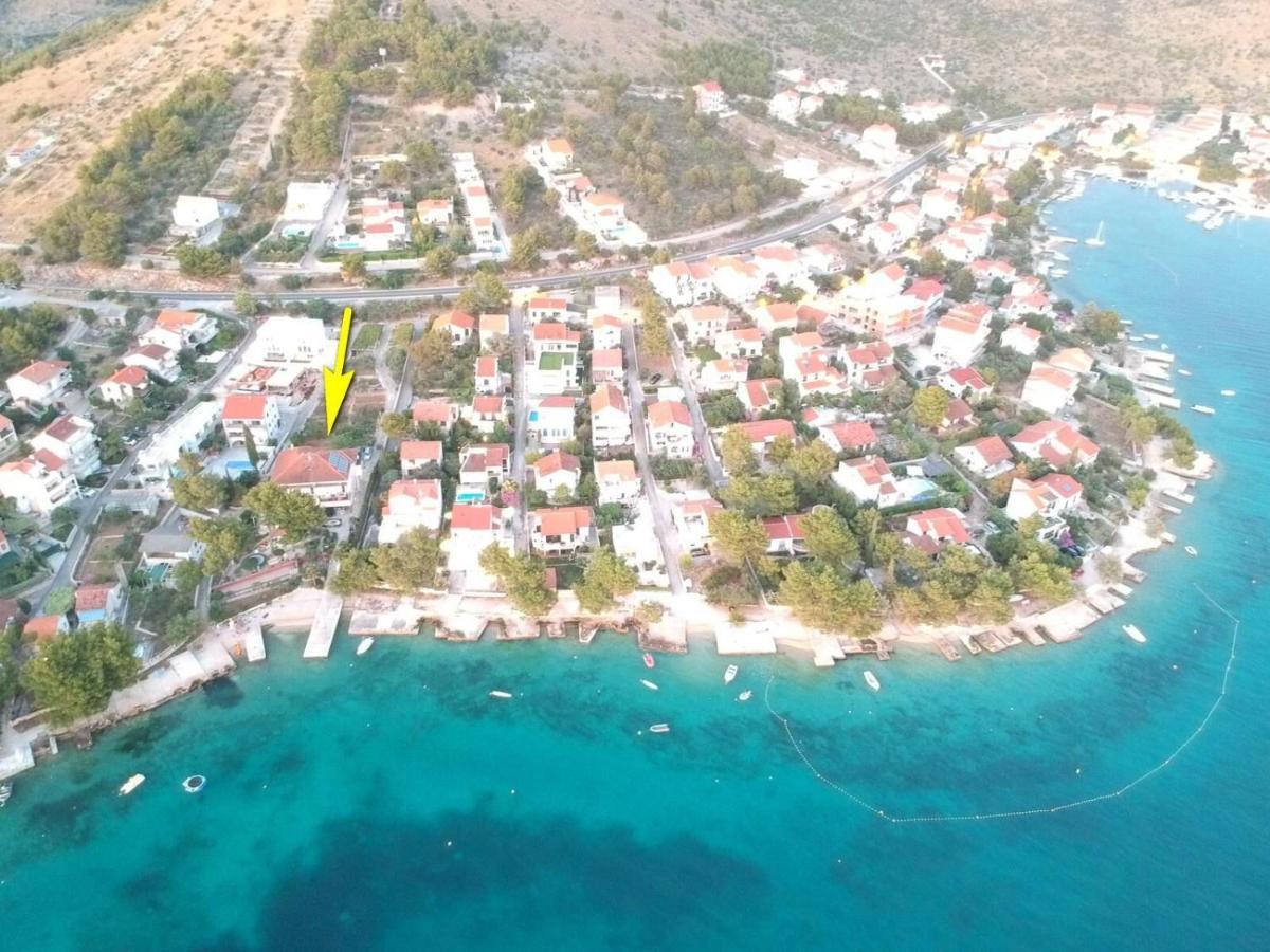Apartment And Rooms Franka Zaboric Εξωτερικό φωτογραφία