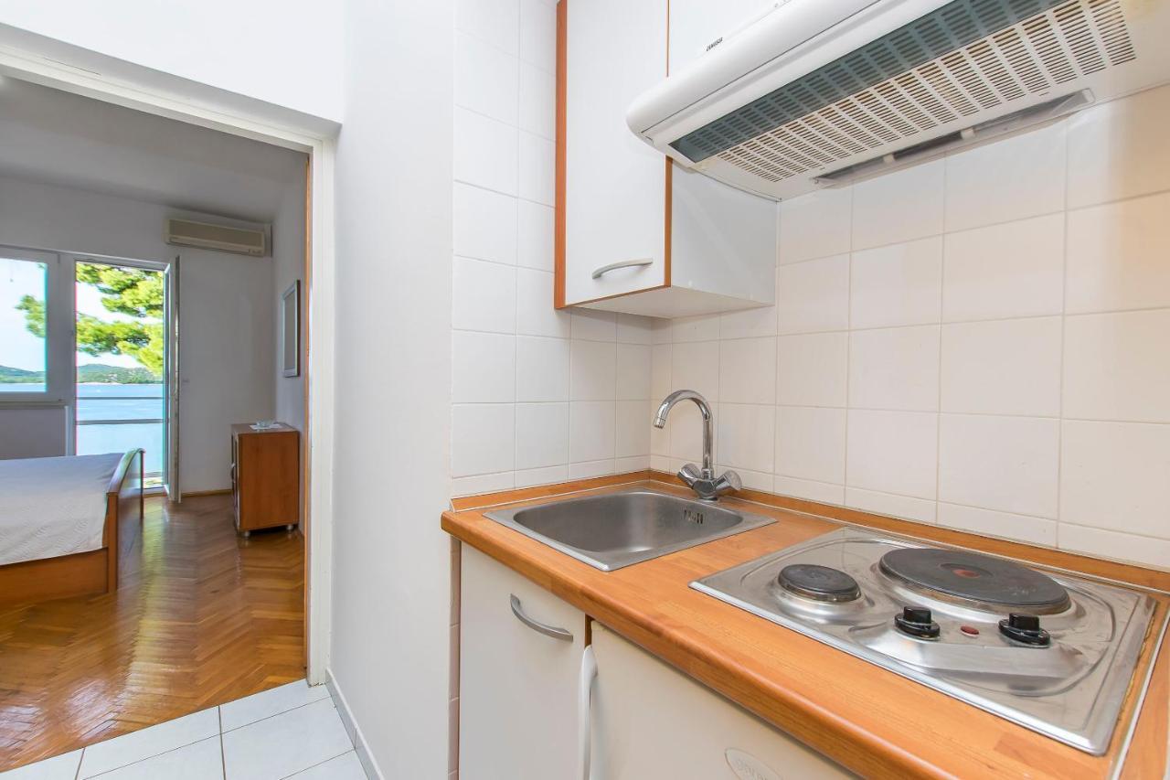 Apartment And Rooms Franka Zaboric Εξωτερικό φωτογραφία